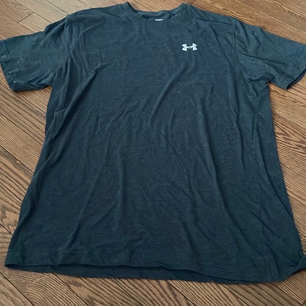 under armor loose t-shirt